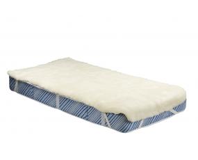 Symmetrisleep Nursing Fleece on a white background.