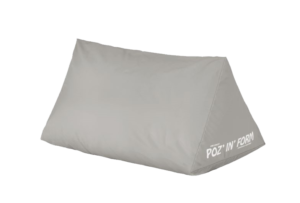 Poz in form delta cushion