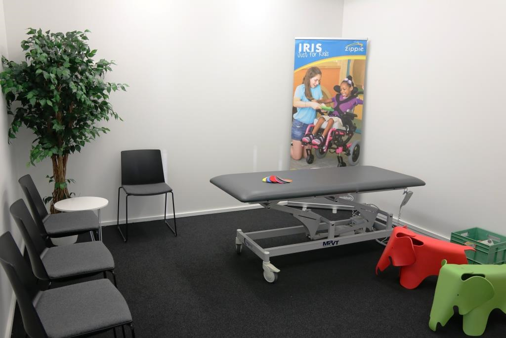 Table and Chairs in the Auckland Medifab clinic room