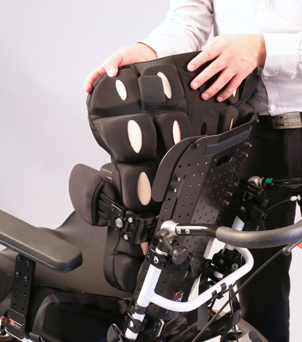 Person adjusting the Spex classic