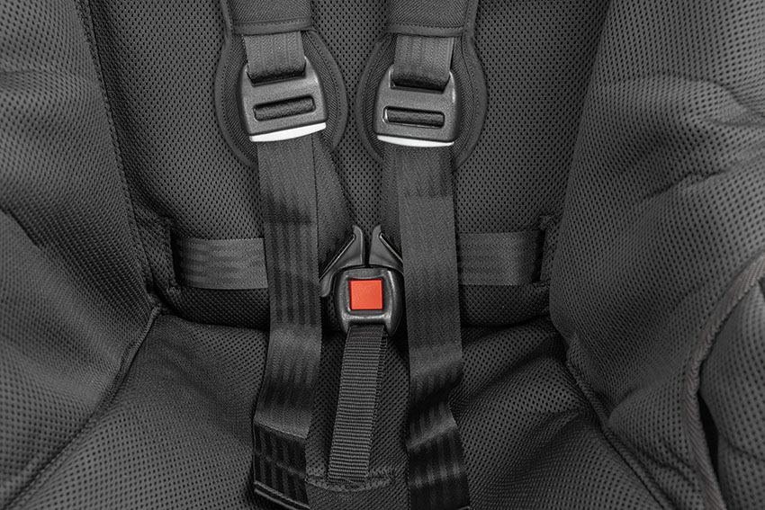 Multiroller 5-Point Harness offering secure upper body support and positioning during mobility use.